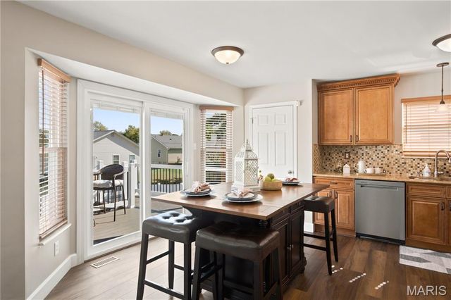 2724 Smiley Road, Maryland Heights, MO 63043