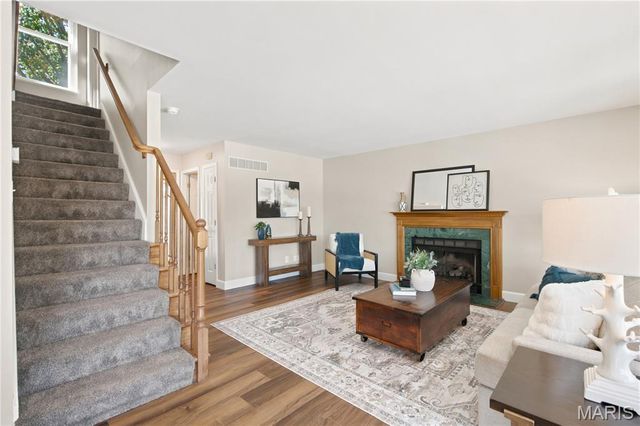2724 Smiley Road, Maryland Heights, MO 63043