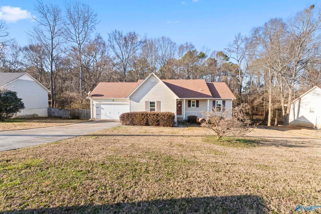 118 Carnegie Loop, Meridianville, AL 35759