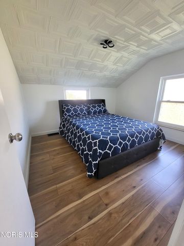 1450 S Lallendorf Road, Oregon, OH 43616