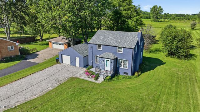 1450 S Lallendorf Road, Oregon, OH 43616