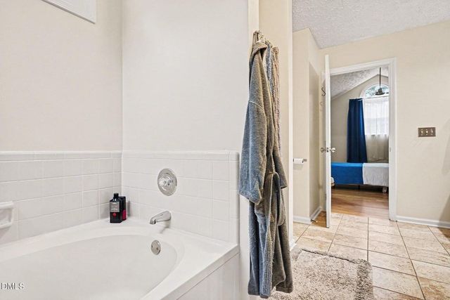 118 Carmel Woods Court, Wake Forest, NC 27587