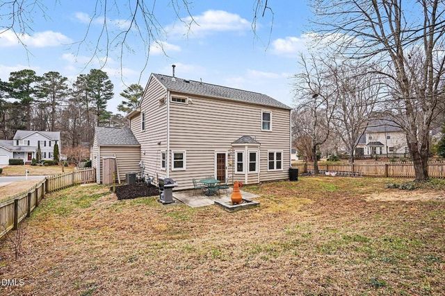 118 Carmel Woods Court, Wake Forest, NC 27587