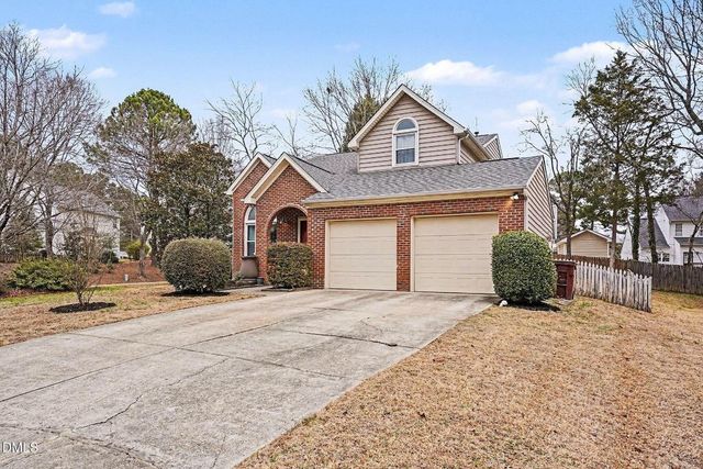 118 Carmel Woods Court, Wake Forest, NC 27587