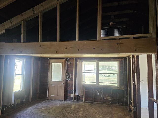 81 Taylor Avenue, Battle Creek, MI 49037