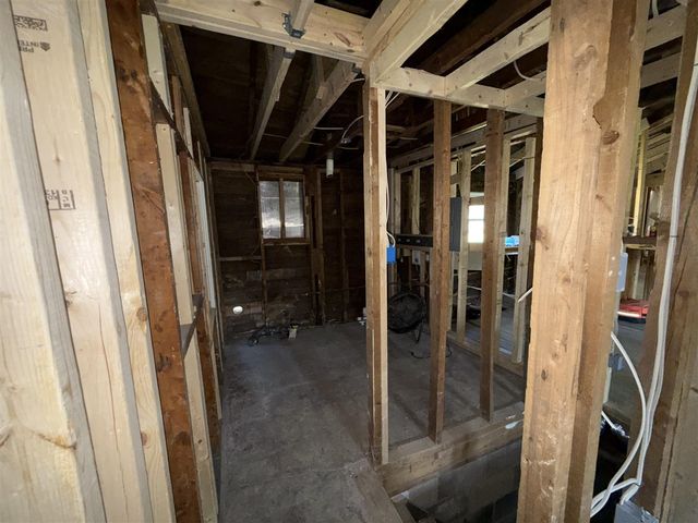 81 Taylor Avenue, Battle Creek, MI 49037