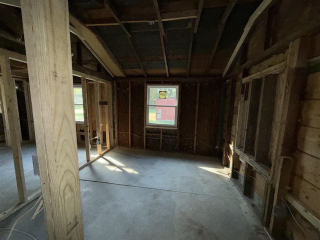 81 Taylor Avenue, Battle Creek, MI 49037