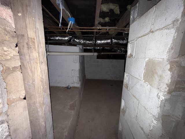 81 Taylor Avenue, Battle Creek, MI 49037