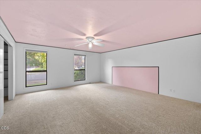 1249 La Loma Drive, Medford, OR 97504