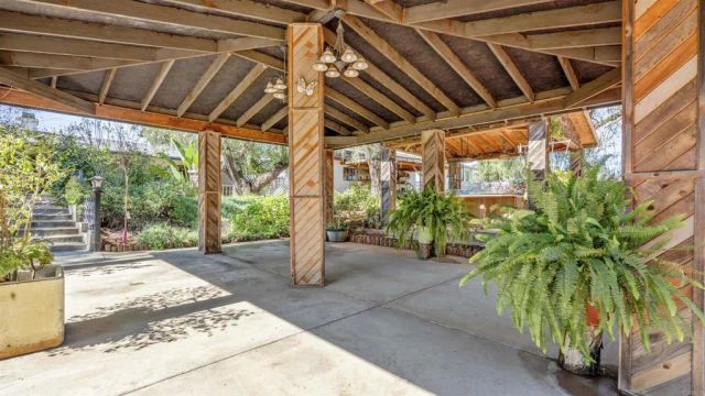 2919 Pioneer Way, Jamul, CA 91935