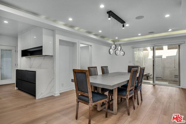 9343 W Olympic Boulevard, Beverly Hills, CA 90212