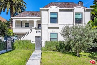 9343 W Olympic Boulevard, Beverly Hills, CA 90212