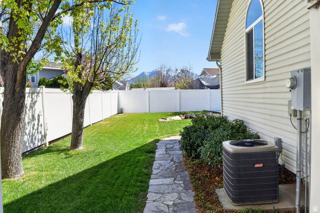 1162 W JOYES LN, West Jordan, UT 84088