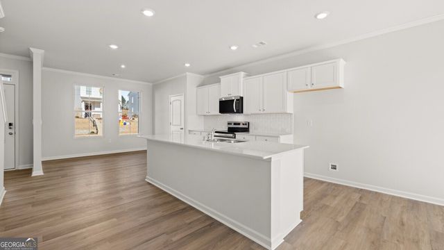 6704 Leigh Street, Flowery Branch, GA 30542