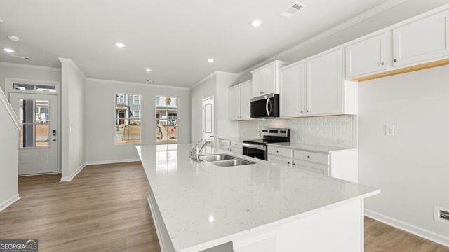 6704 Leigh Street, Flowery Branch, GA 30542