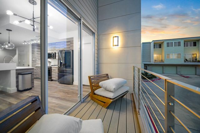 604 N Bluff DR 247, Austin, TX 78745