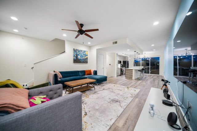 604 N Bluff DR 247, Austin, TX 78745