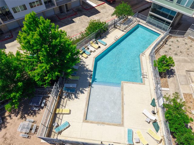 604 N Bluff DR 247, Austin, TX 78745