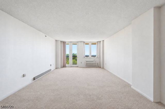 10 SMITH MANOR BLVD 607, West Orange Twp., NJ 07052