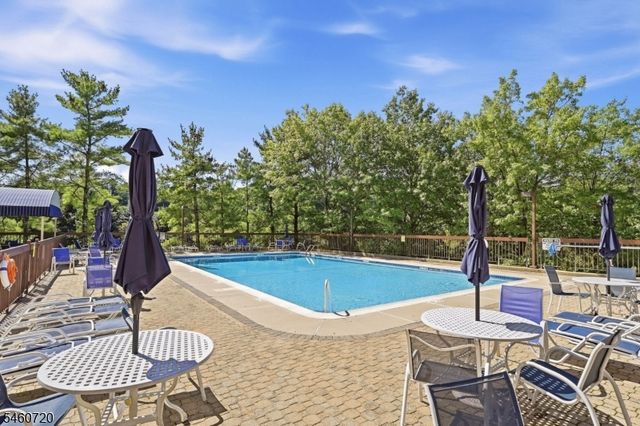 10 SMITH MANOR BLVD 607, West Orange Twp., NJ 07052