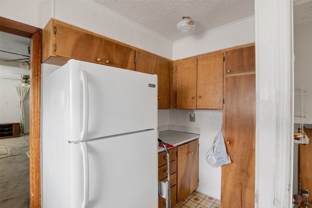 2818 E Grand Avenue, Des Moines, IA 50317