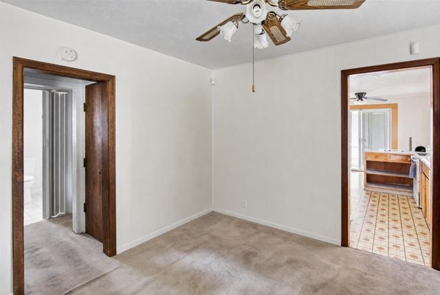 2818 E Grand Avenue, Des Moines, IA 50317