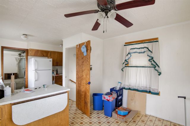 2818 E Grand Avenue, Des Moines, IA 50317