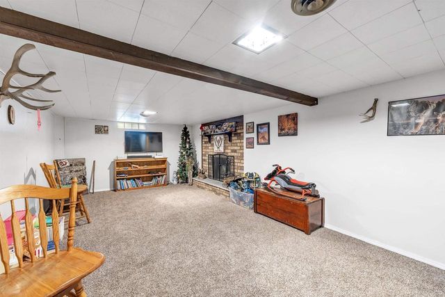 1651 DEBRA LANE, Green Bay, WI 54302
