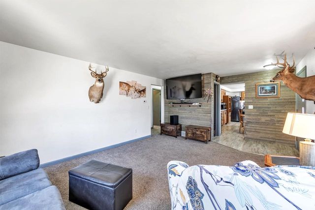 1651 DEBRA LANE, Green Bay, WI 54302