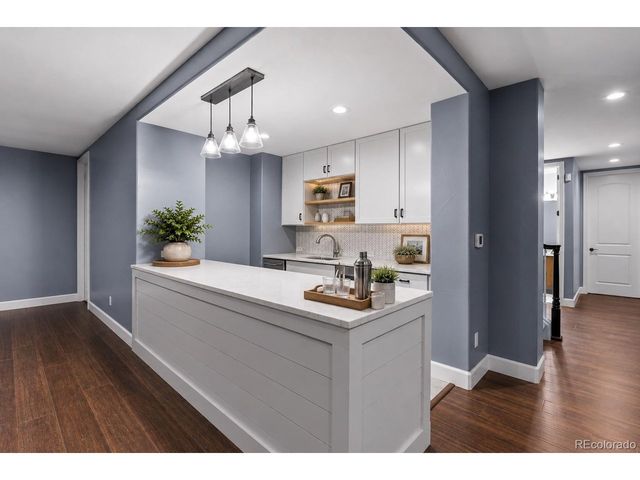 10482 Marigold Ct, Highlands Ranch, CO 80126