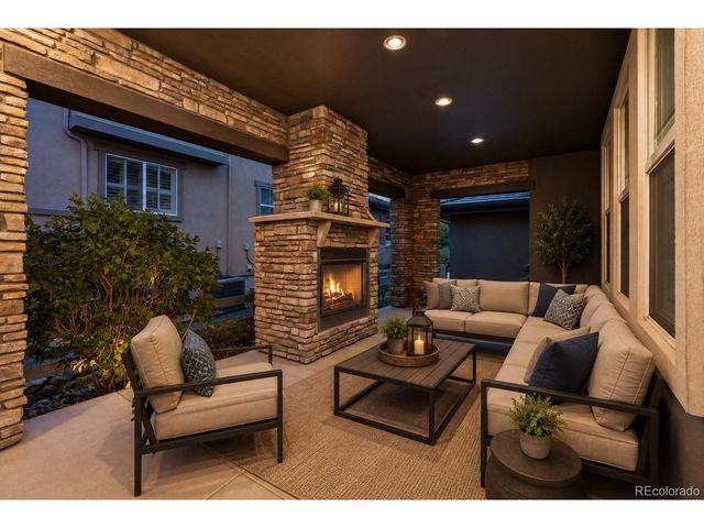 10482 Marigold Ct, Highlands Ranch, CO 80126