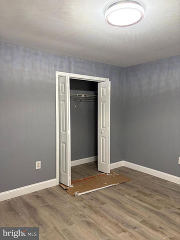 8249 EDEN LN, Pennsauken, NJ 08110