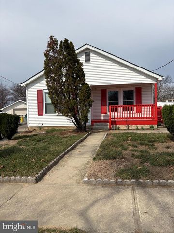 8249 EDEN LN, Pennsauken, NJ 08110