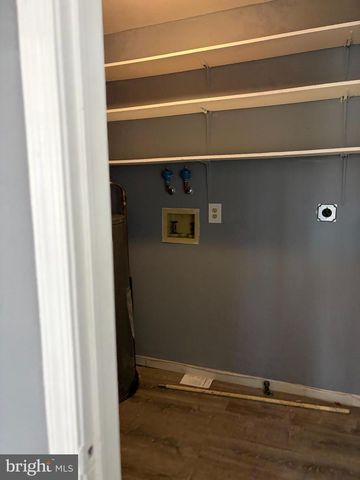 8249 EDEN LN, Pennsauken, NJ 08110