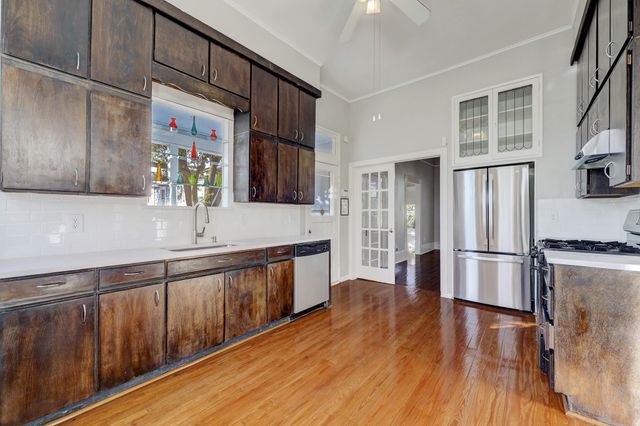 1229 Heights Boulevard, Houston, TX 77008