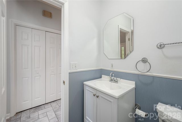 1043 Berea Church Road, Hendersonville, NC 28739