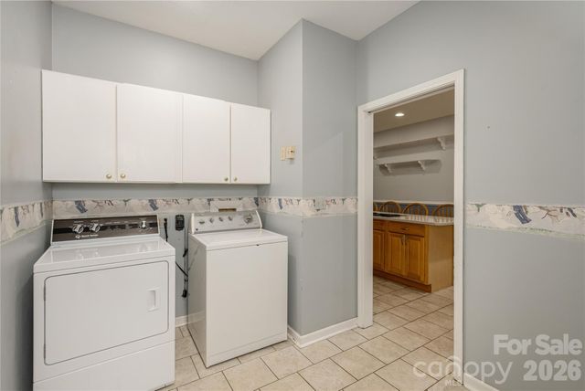 1043 Berea Church Road, Hendersonville, NC 28739