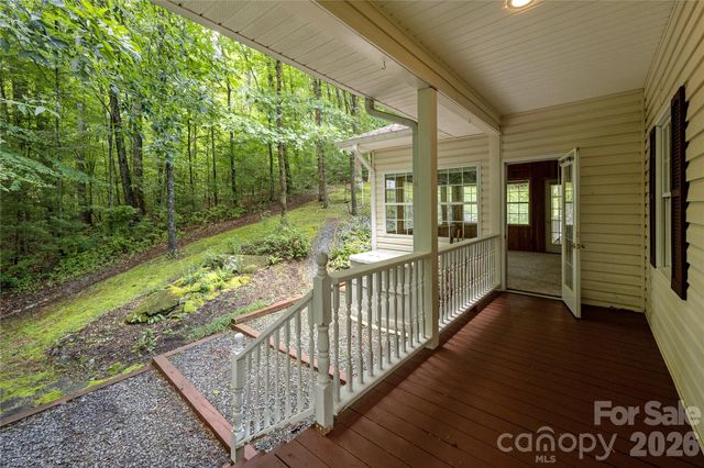 1043 Berea Church Road, Hendersonville, NC 28739
