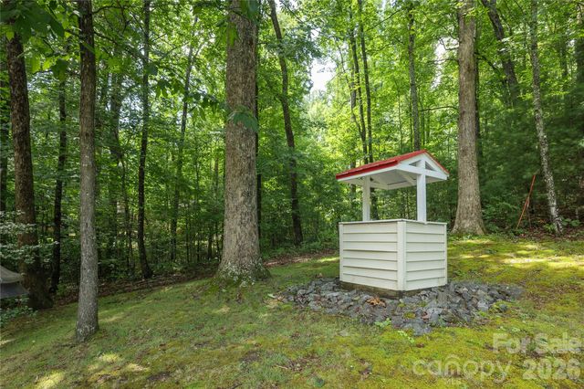 1043 Berea Church Road, Hendersonville, NC 28739