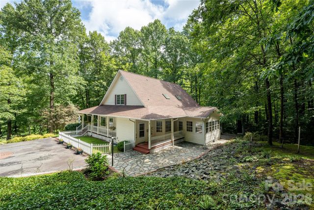 1043 Berea Church Road, Hendersonville, NC 28739