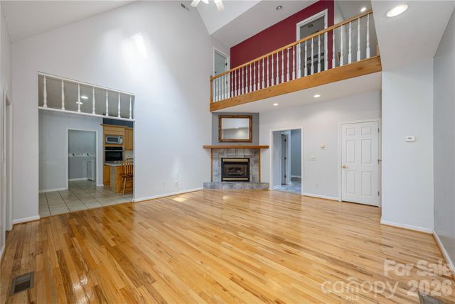 1043 Berea Church Road, Hendersonville, NC 28739