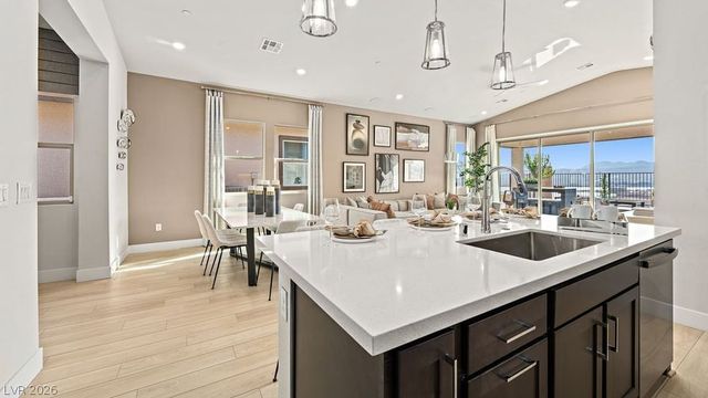 359 Faro Di Portofino Court, Henderson, NV 89011