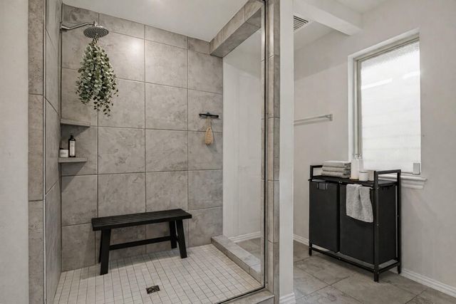 5104 Chapel Heights Dr Drive, Houston, TX 77018