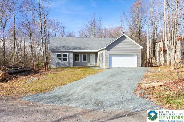 102 Eagle View Run Drive, Tobyhanna Twp, PA 18334