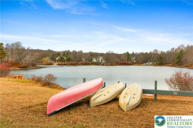 102 Eagle View Run Drive, Tobyhanna Twp, PA 18334