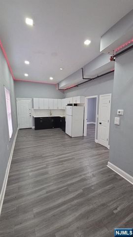 62-64 Lafayette Street 7, Paterson, NJ 07501