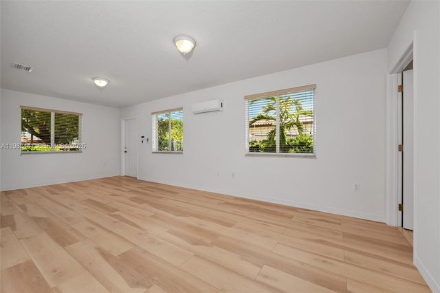 4145 SW 84th Ct, Miami, FL 33155