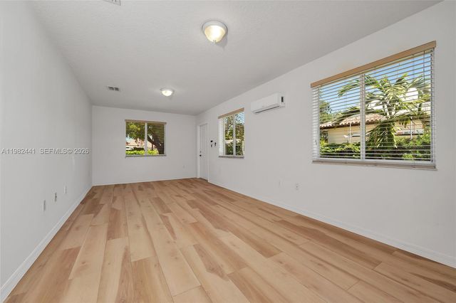 4145 SW 84th Ct, Miami, FL 33155
