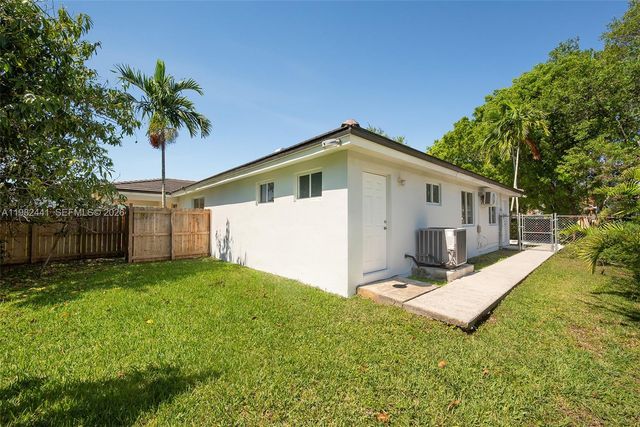 4145 SW 84th Ct, Miami, FL 33155