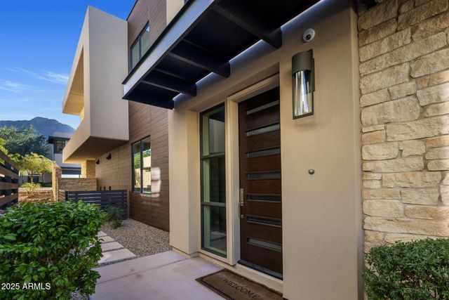 5541 E STELLA Lane, Paradise Valley, AZ 85253